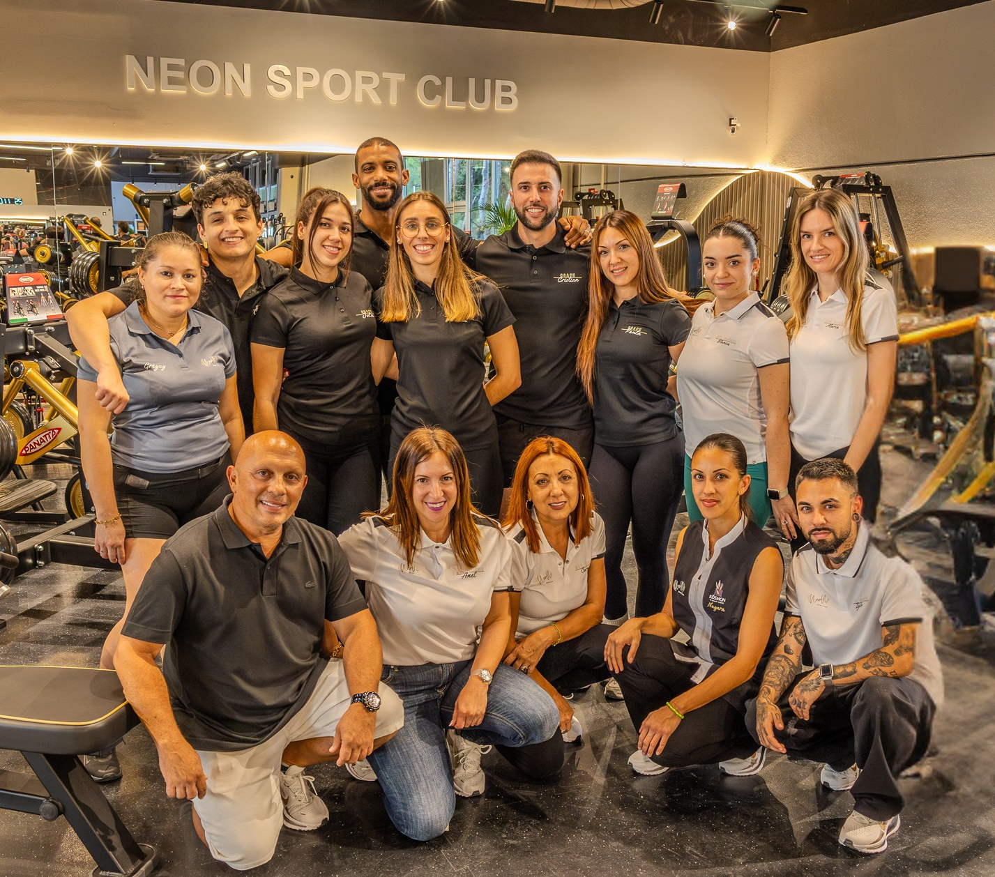 Equipo completo Neon Sport Club